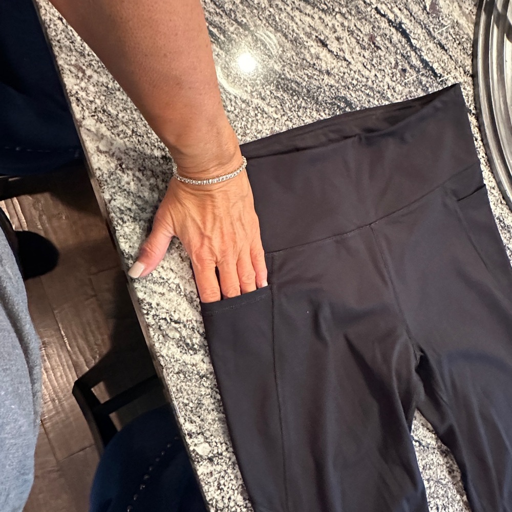 FilA yoga pants with pockets